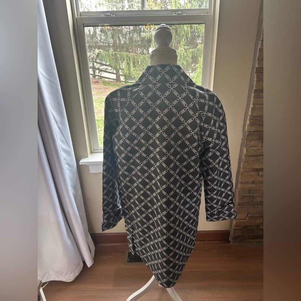 2PC. Michael Kors Empire Logo Jacquard Balmaccan Coat Sz. M W/Matching Handbag🖤🤍 - Picture 6 of 16